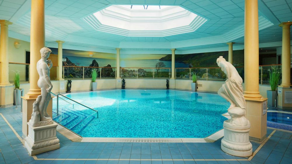 cullodenpooljackhardy19201080 Groomed & Glossy